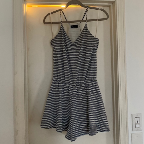 GAP Blue Striped Romper - Picture 1 of 3